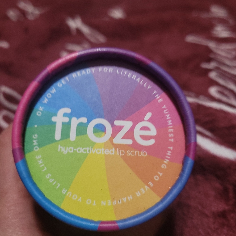 Dew of the gods frozelip scrub